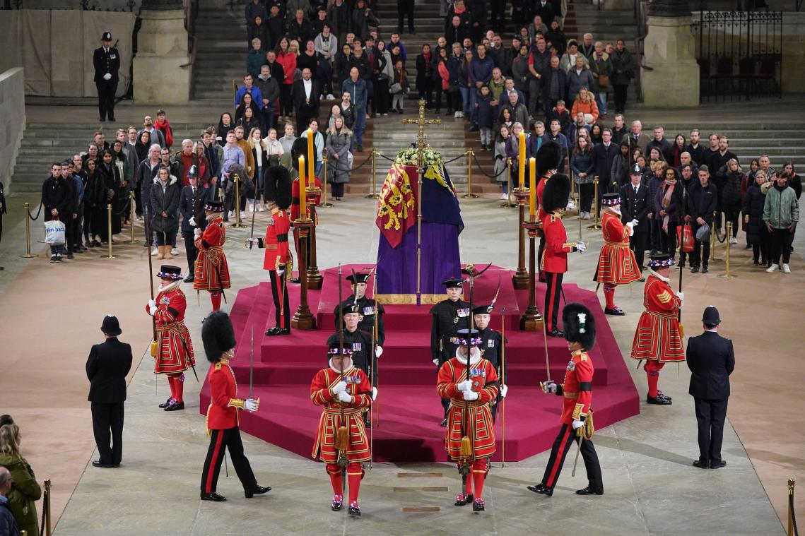 Afscheid van Queen Elizabeth II heeft 180-jaar oude vloer van Westminster Hall aangetast