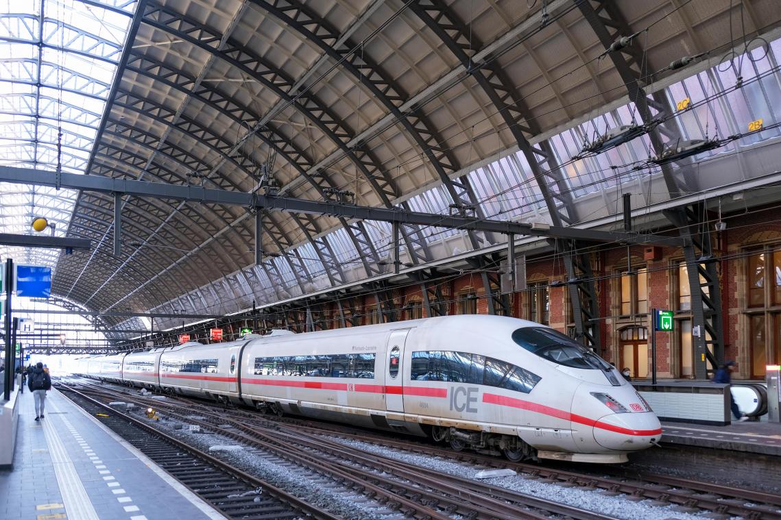 Testritten van start met snellere trein voor traject Brussel-Amsterdam